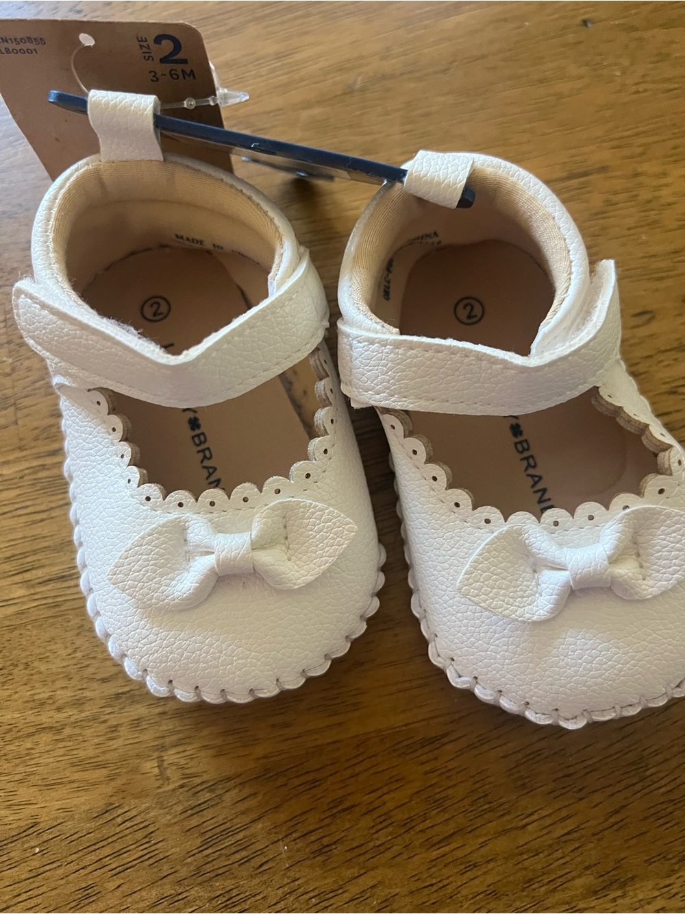 New Lucky Brand White Baby Mary Jane Shoes with Bow 2